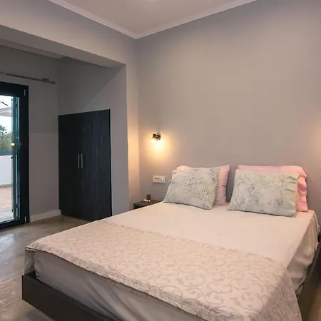 Gigi Star Luxury With Pool Apartment *